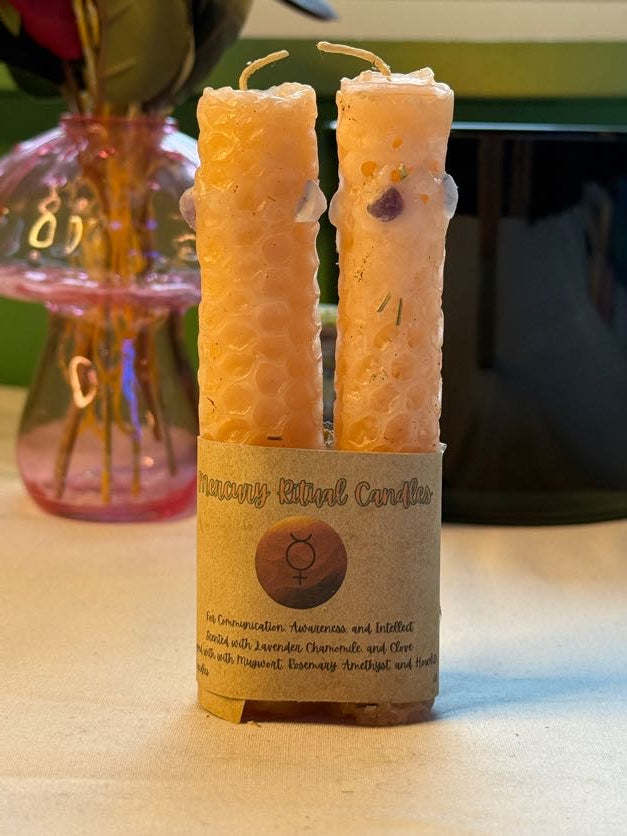 Hand-Rolled Beeswax Candles 2 Pack