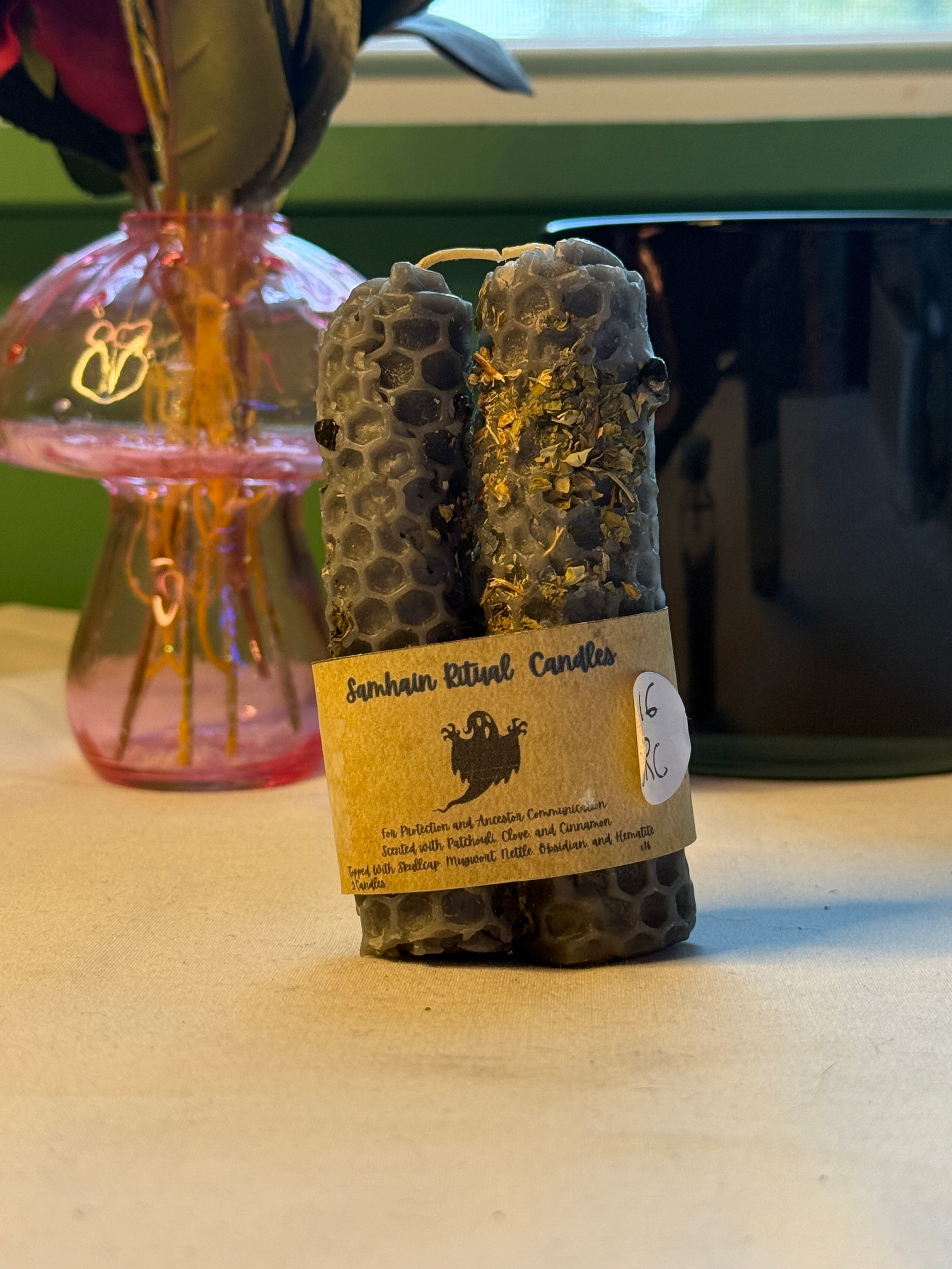 Hand-Rolled Beeswax Candles 2 Pack